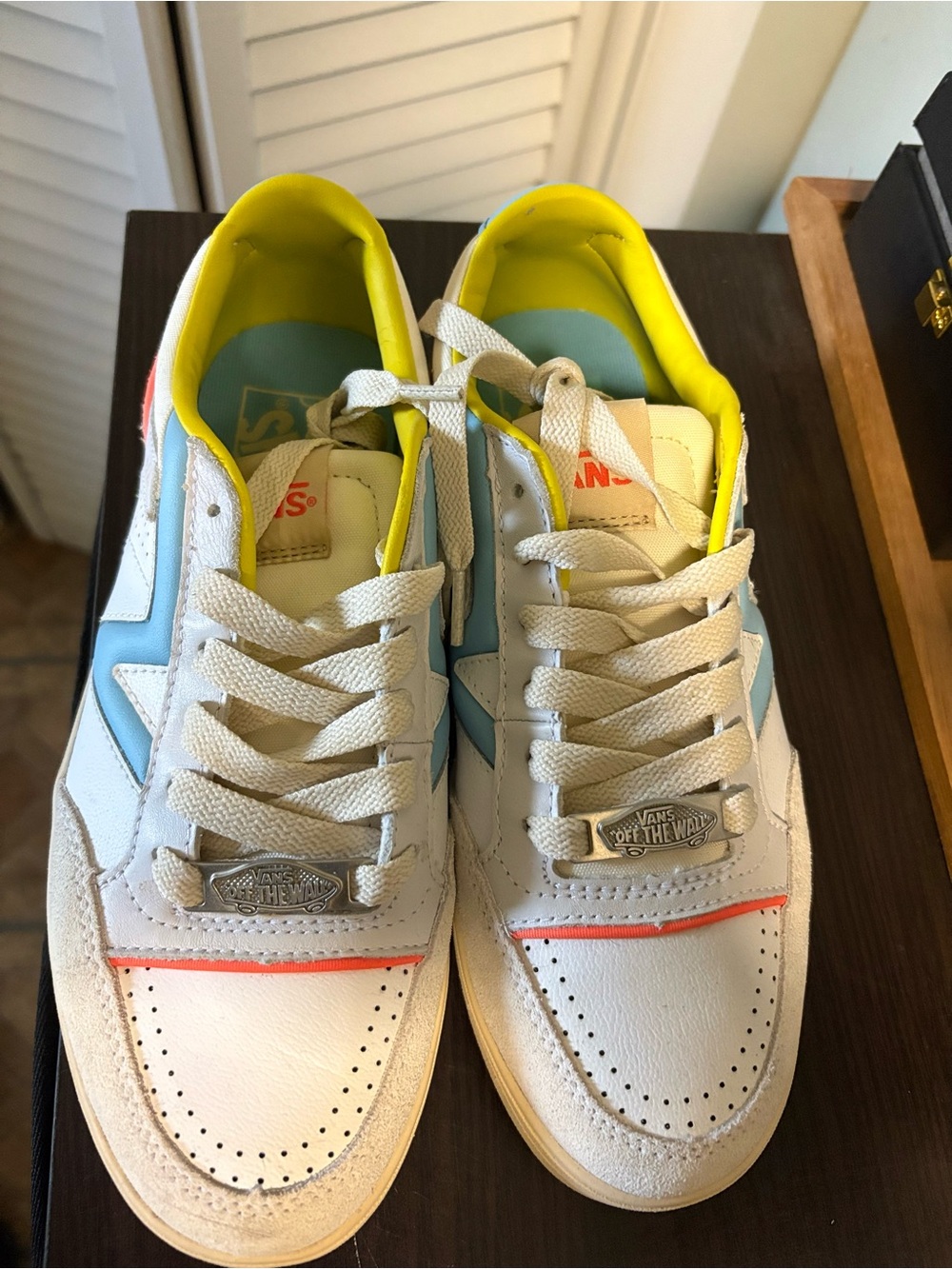Vans Low-Top Sneakers in White, Light Blue & Yellow